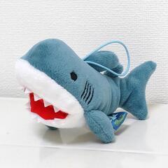 【新品】サメぬいぐるみ くったりメガロドン