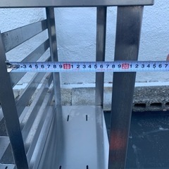 業務用 作業台 調理台 650×600×715(mm) 収納棚 コンロ台 厨房機材 飲食店 キッチン 厨房機器 店舗用品 洗い場 直接引き取り可能 大阪発