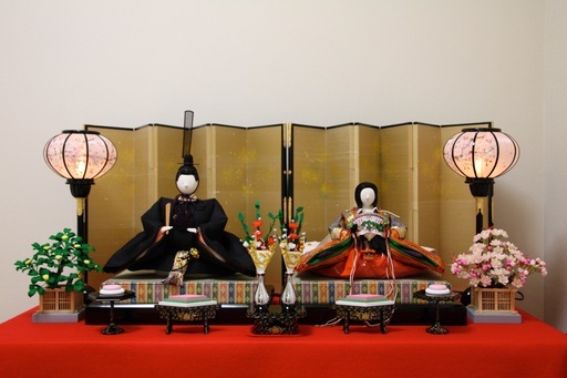 ひな人形 雛人形　60万円購入品 を6万円で   4.5万円に値下げ