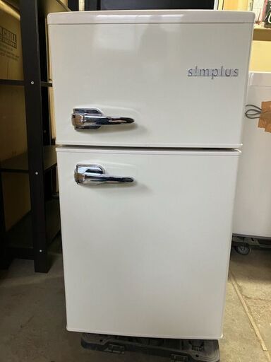 【中古】simplus　2021年製　レトロ調　２ドア冷凍冷蔵庫　 85L　SP-RT85L2-WH