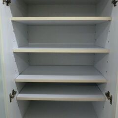 ジモティ来店特価!!!　2枚扉食器棚　ホワイト　　J-0152