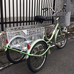 ＜整備・良品＞マルイシ・三輪自転車 グリーン・前後輪タイヤ新品交換、ワイヤーなど多数新品交換・前輪錠 スイングタイプ 前輪パーキングブレーキ機構・洗車済でピカピカ♪不要自転車無料引取り有 
