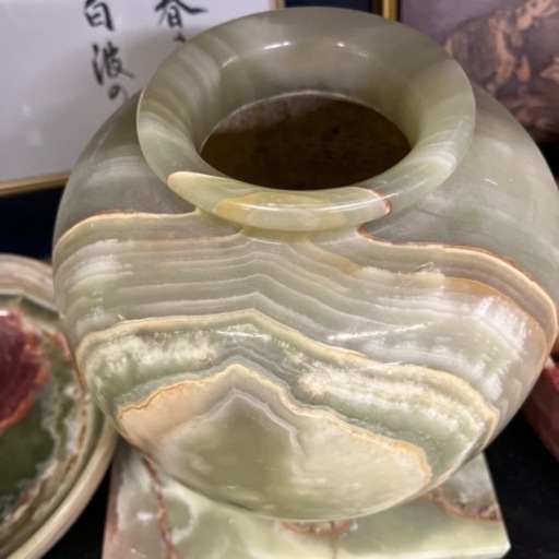 定番入荷 オニックス(オニキス)飾り壺 縞瑪瑙 ONYX H50cm 28kg