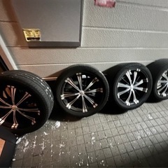 215系サーフ　ホイール付タイヤ