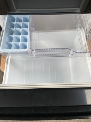 キッチン家電 【取引中】三菱 ノンフロン冷凍冷蔵庫 MR-P15A-B 超美品 146L