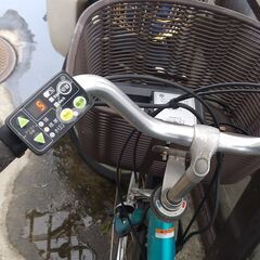 ヤマハ　電動自転車　充電器付き