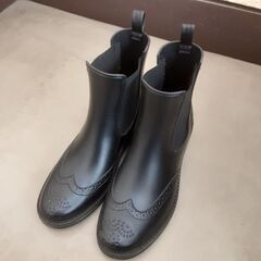 ほぼ新品‼️レザーみたいなレインシューズ23.5