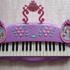 おもちゃ　ちいさなプリンセスソフィア　ピアノ　キーボード