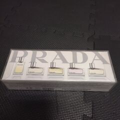 PRADA プラダ　ミニ香水セット　７ｍｌｘ５種セット