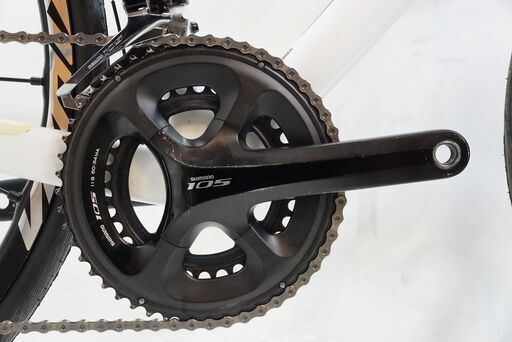 GIANT 「ジャイアント」 DEFY ADVANCED2 2016年モデル ロードバイク / 5023012000109 ジャイアント GIANT ディファイ DEFY ADVANCED 2 DISC 2016年モデル XS