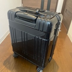 スーツケース　もらってください　本日中お願いします。