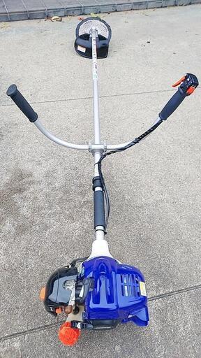 草刈り機