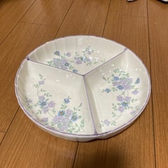 ブルーベル　フルカワ　花柄の大皿