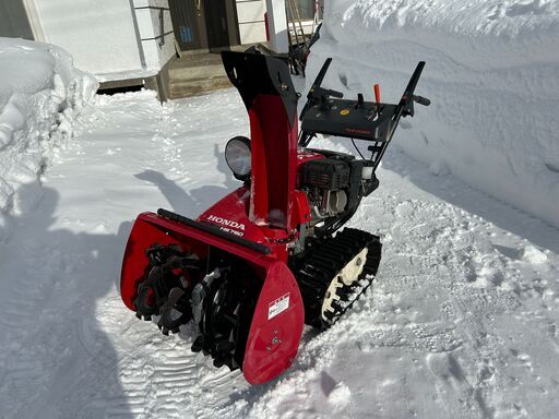 除雪機　ホンダHS760　機関絶好調　2016年購入