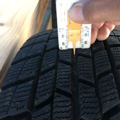 ホイール付きスタッドレスタイヤ  アルファード ヴェルファイア 