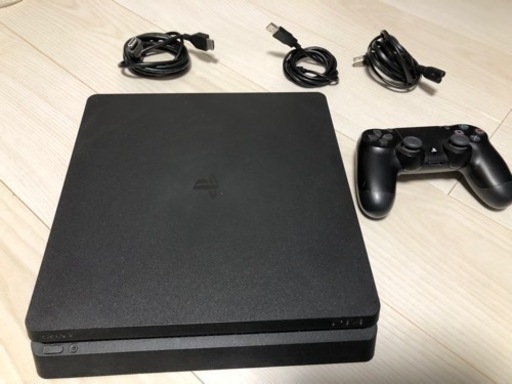 美品 PS4本体＋コントローラー・HDMI含めたコード3本