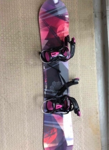 ROSSIGNOL ロシニョール スノーボード板 ほぼ新品 3回短時間使用