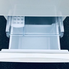 ✨2017年製✨2472番 AQUA✨冷凍冷蔵庫✨AQR-16F‼️