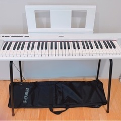 美品　ヤマハ YAMAHA 電子キーボード piaggero N...