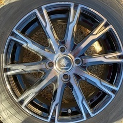 スタッドレスタイヤ　ホイールナット付き　4本セット