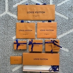 ルイ ヴィトン LOUIS VUITTON の空箱と袋セット