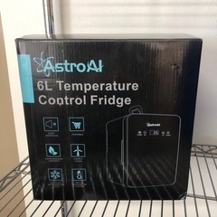 【中古品】AstroAI 携帯式小型冷蔵庫6L 温度調節可能 日...