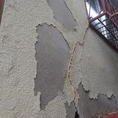 外壁の『亀裂、ひび割れ』を修復❕左官塗装工事☆