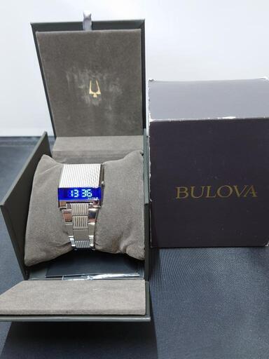 ヤフオクで決まりました。傷無し極上品　BULOVA ブローバ アーカイブス コンピュートロン 96C139