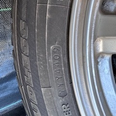 215／60R17 スタッドレスタイヤ 取引先決まりました
