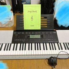 電子ピアノ キーボード 台付き(状態良好)