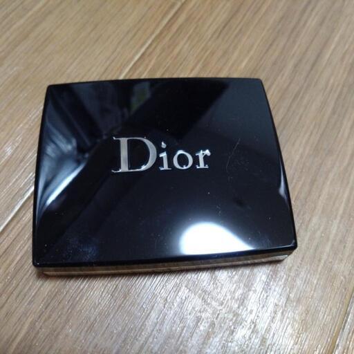 値段交渉歓迎　Dior　アイシャドウ