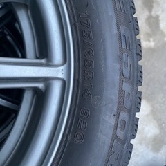 スタッドレスタイヤ&ホイールセット一台分　デミオ・ヴィッツ・ヤリス等　コンパクトカーに