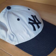 ニューヨークヤンキース　キャップ　野球帽　差し上げます