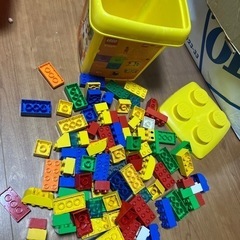 レゴブロック　黄色バケツ　LEGO