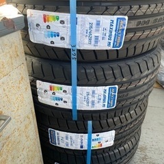 新品未使用　　215／45R17海外製タイヤ