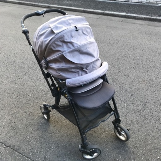 A型ベビーカー　ピジョン　ランフィ　リノン　しましまぐるぐるベルトカバー付