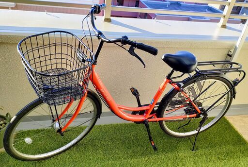 自転車　オレンジ色　26インチ　外装6段軽快車　BENELO