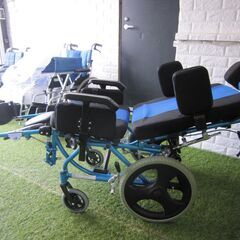 【中古】　リクライニング車イス