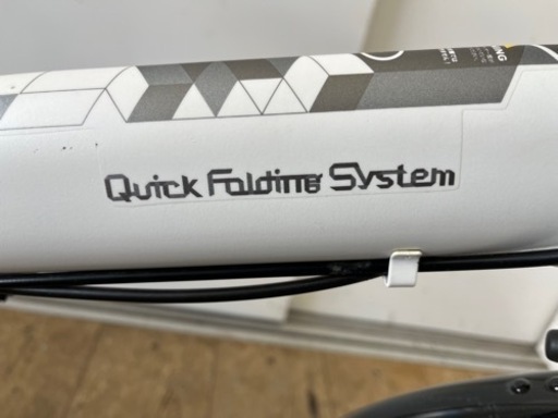 N414★CASULY製★折りたたみ自転車★防犯登録料込★美品です。 N414☆CASULY製☆折りたたみ自転車☆防犯登録料込☆美品です。