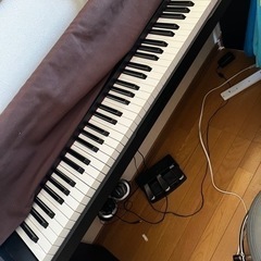 ピアノ　電子ピアノ