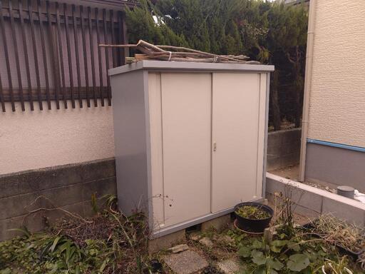 商談中 スチール倉庫