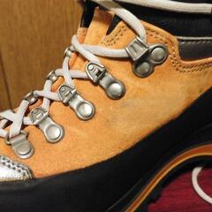 雪山やりたい女子　最適価格　登山靴