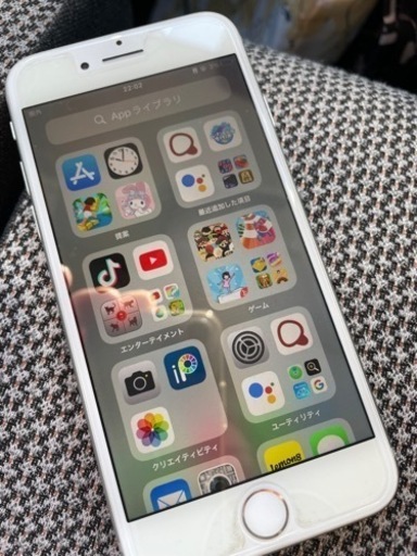 更新　iPhone8 64ギガ　SIMフリー　シルバー