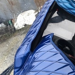 トラック用品　レザーキルト ダッシュマット 日野17プロフィア H29.4月〜　トレイ分割