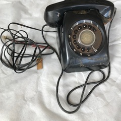 ダイヤル式黒電話