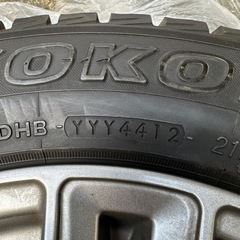 スタッドレスタイヤ　アルミホイール