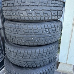 スタッドレスタイヤ　アルミホイール