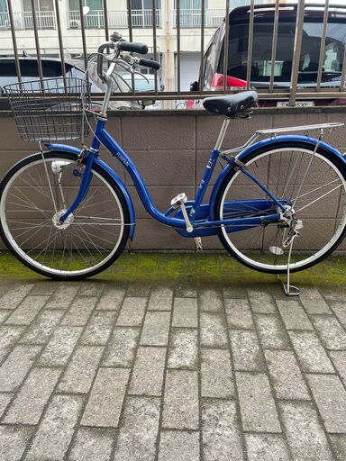 リサイクルショップどりーむ荒田店　No549 エコNo15590X 自転車　ママチャリ　２６インチ　綺麗な青♪　ギア切り替え付き♪　LEDオートライト付き♪　早い者勝ちです♪
