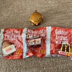 ハッピーセット🍔ストラップ