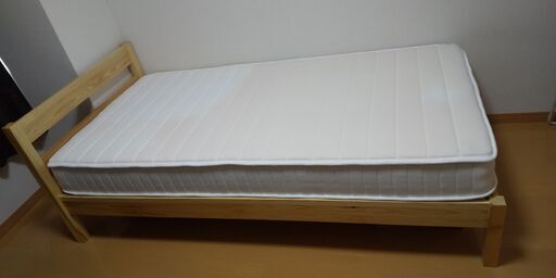 【引き渡し決定】無印良品　木製ベッド（パイン材）＋ポケットコイルマットレス　シングル